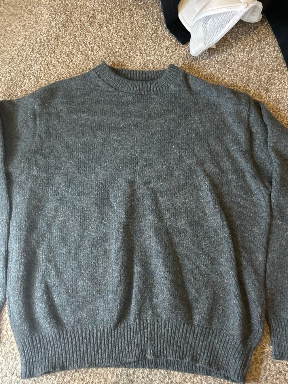 90’s Men's Crewneck Sweater in Heather Gray